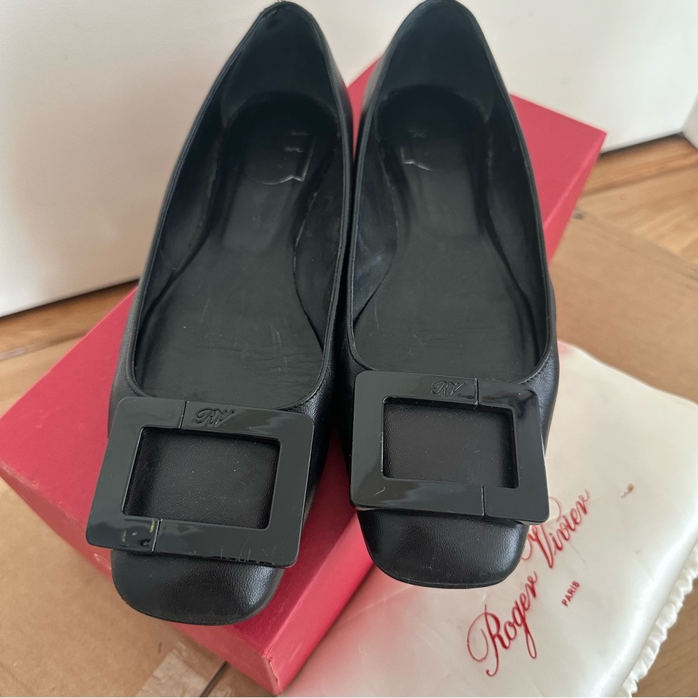 Roger Vivier Classic Ballerina flats in Black leather, size 8